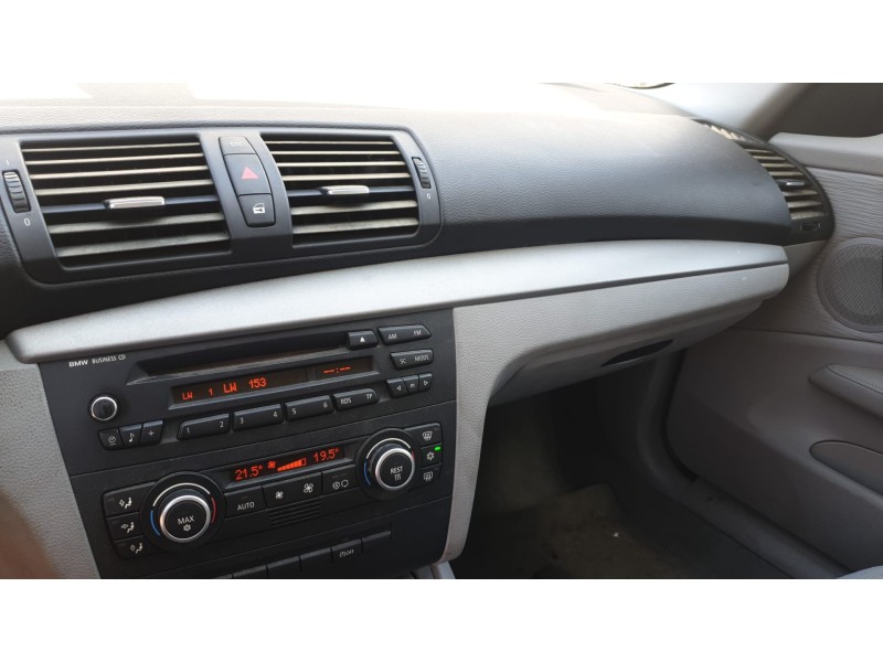 bmw serie 1 berlina (e81/e87) del año 2008