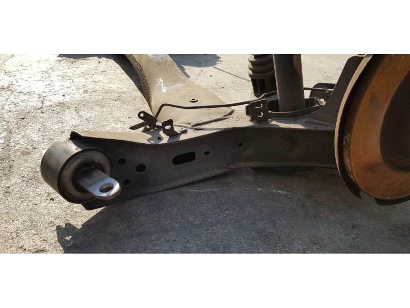 Recambio de puente trasero para citroen c4 grand picasso live referencia OEM IAM 1616785580  