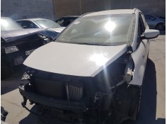 kia carens ( ) del año 2014