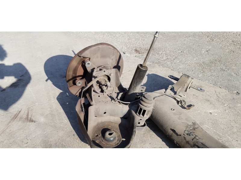 Recambio de puente trasero para citroen c4 grand picasso live referencia OEM IAM 1616785580  