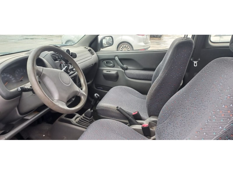 suzuki ignis rg (fh) del año 2002 suzuki ignis rg (fh) del año 2002