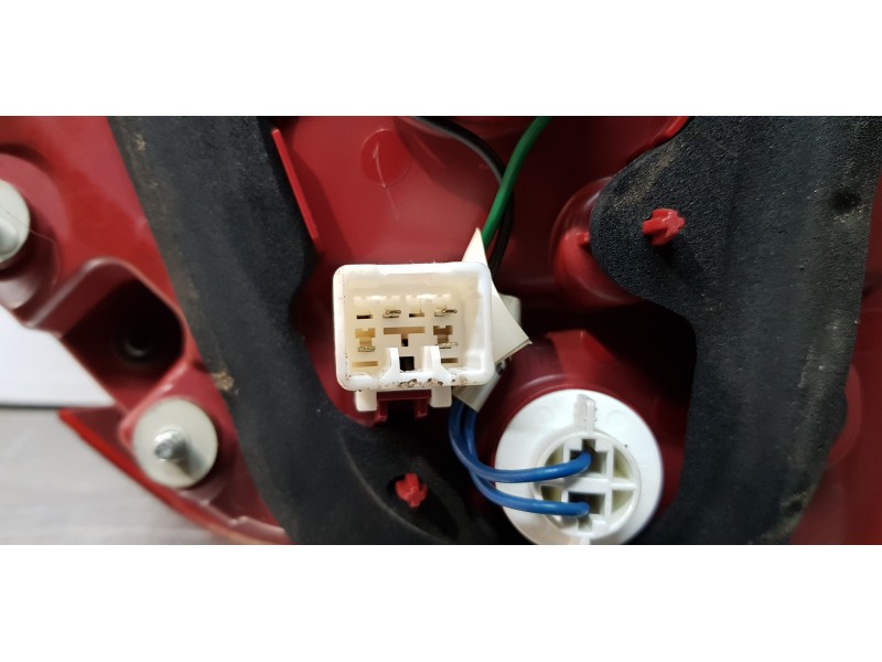 Recambio de piloto trasero izquierdo interior para kia carens ( ) basic referencia OEM IAM 92403A4500   Recambio de piloto trasero izquierdo interior para kia carens ( ) basic referencia OEM IAM 92403A4500