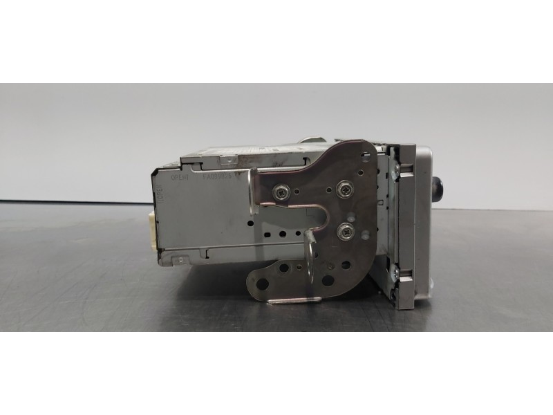 Recambio de sistema navegacion gps para toyota verso active referencia OEM IAM 861400F010  