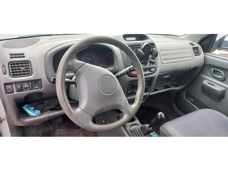 suzuki ignis rg (fh) del año 2002 suzuki ignis rg (fh) del año 2002