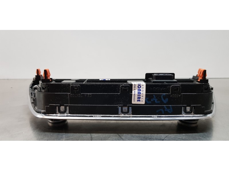Recambio de mando climatizador para toyota corolla (e21) hybrid active referencia OEM IAM 5590002E10  