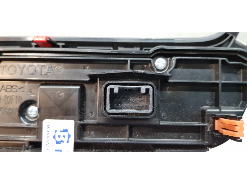Recambio de mando climatizador para toyota corolla (e21) hybrid active referencia OEM IAM 5590002E10  