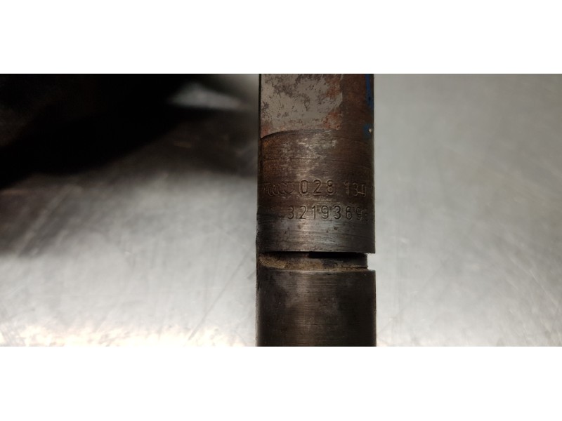 Recambio de inyector para seat leon (1m1) stella referencia OEM IAM 028130202P 0432193696 