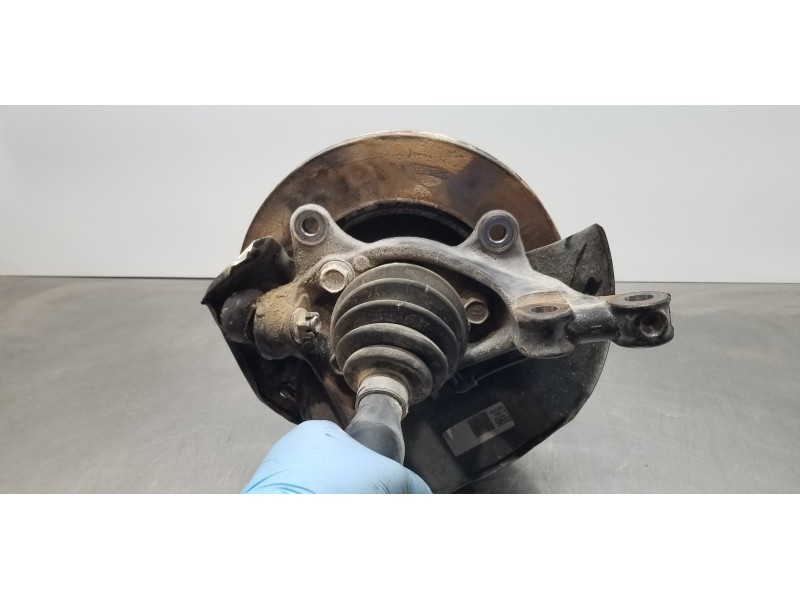 Recambio de mangueta delantera derecha para toyota corolla (e21) hybrid active referencia OEM IAM 4321102410  