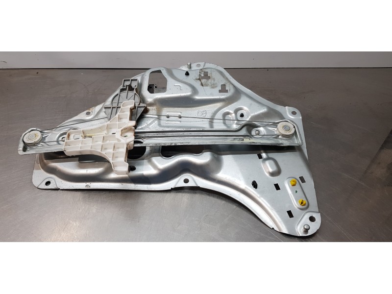 Recambio de elevalunas trasero derecho para hyundai ix35 comfort 2wd referencia OEM IAM 834802Y010  