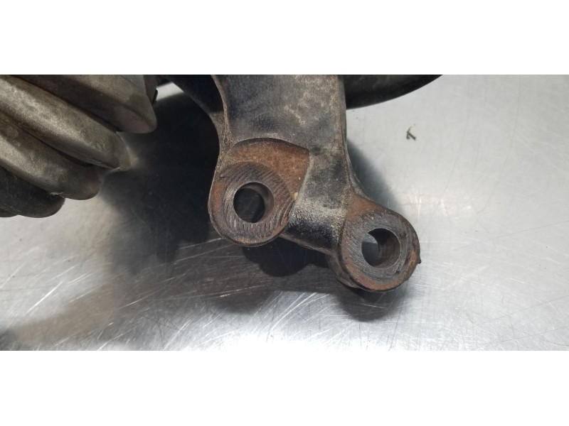 Recambio de mangueta delantera derecha para toyota corolla (e21) hybrid active referencia OEM IAM 4321102410  