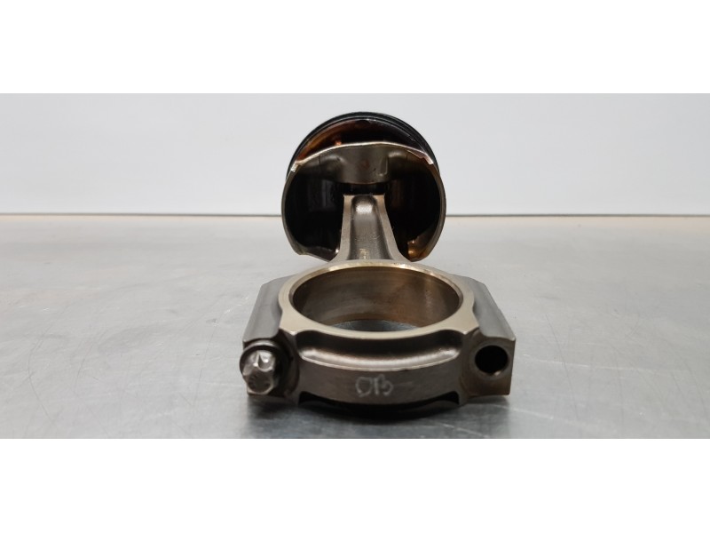 Recambio de biela para ford kuga (cbs) titanium referencia OEM IAM T4U0A  