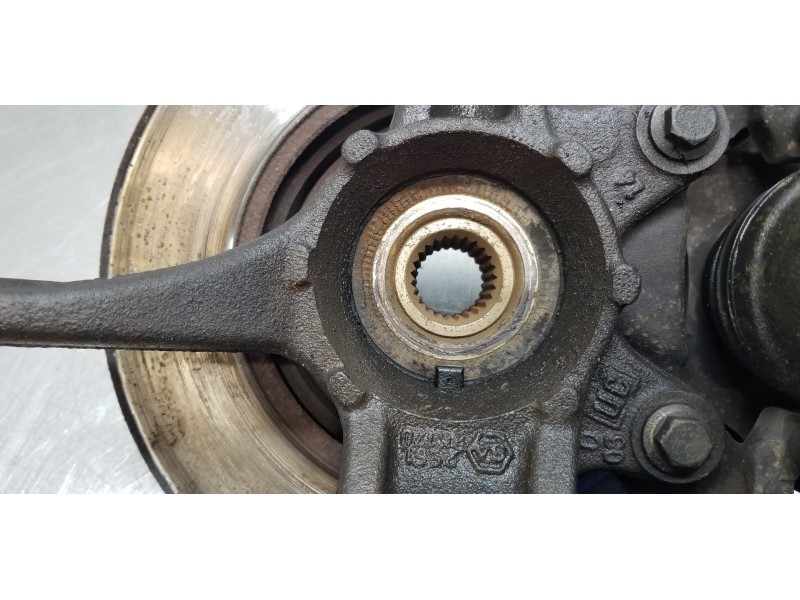 Recambio de mangueta delantera derecha para ford fiesta (cbk) ambiente referencia OEM IAM 1474306 2S613K185AE 