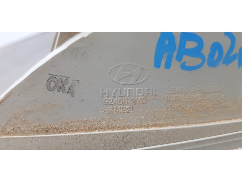 Recambio de piloto trasero derecho interior para hyundai ix35 comfort 2wd referencia OEM IAM 924062Y000  