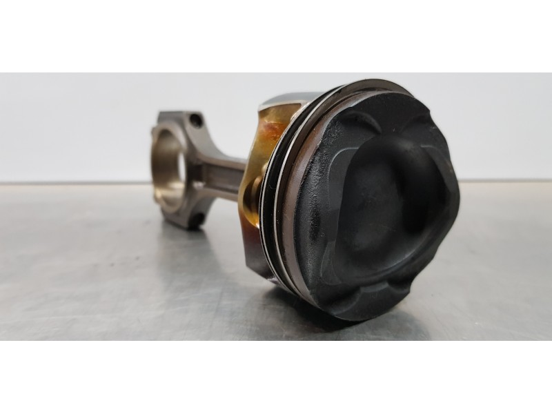 Recambio de biela para ford kuga (cbs) titanium referencia OEM IAM T4U0A  