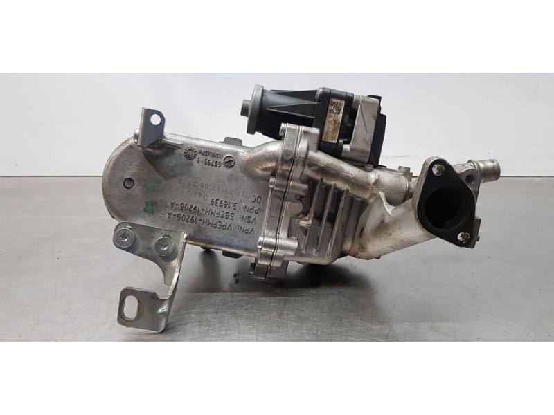 Recambio de valvula egr para ford grand tourneo connect 1.5 tdci cat referencia OEM IAM FM5Q9D475AA  