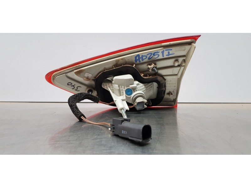 Recambio de piloto trasero izquierdo interior para ford kuga (cbs) titanium referencia OEM IAM 1785411 CV4413A603AD CV4413A603AA