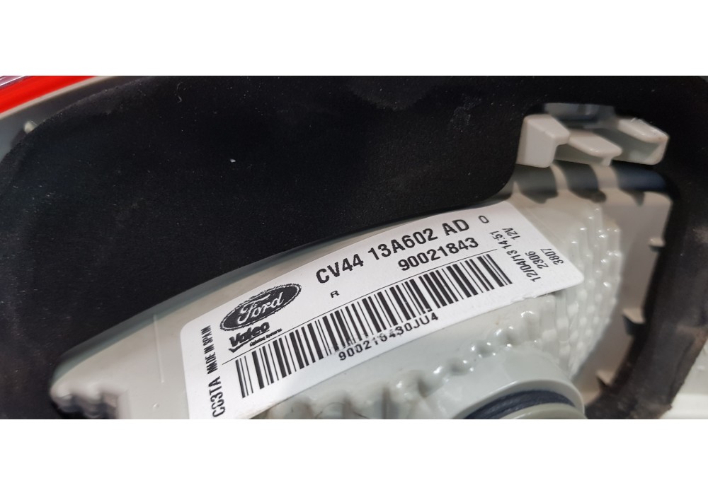 Recambio de piloto trasero derecho interior para ford kuga (cbs) titanium referencia OEM IAM 2070888 CV4413A602AD CV4413A602AH Recambio de piloto trasero derecho interior para ford kuga (cbs) titanium referencia OEM IAM 2070888 CV4413A602AD CV4413A602AH