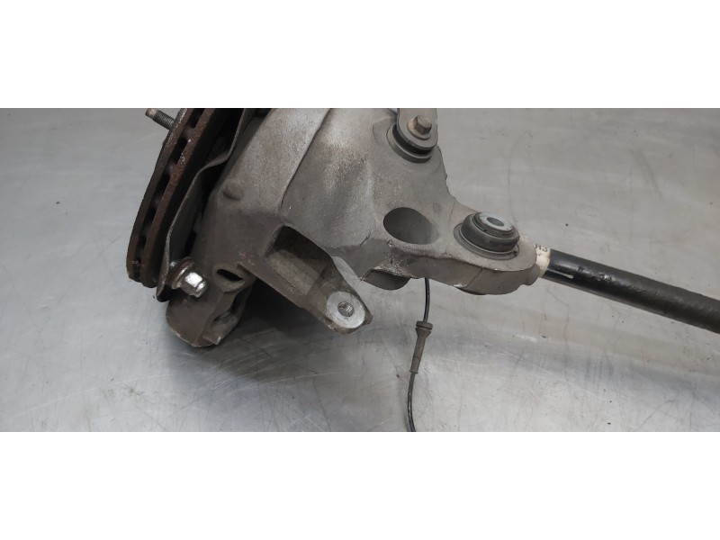 Recambio de mangueta trasera derecha para jaguar xf r-sport awd referencia OEM IAM T2H24275  