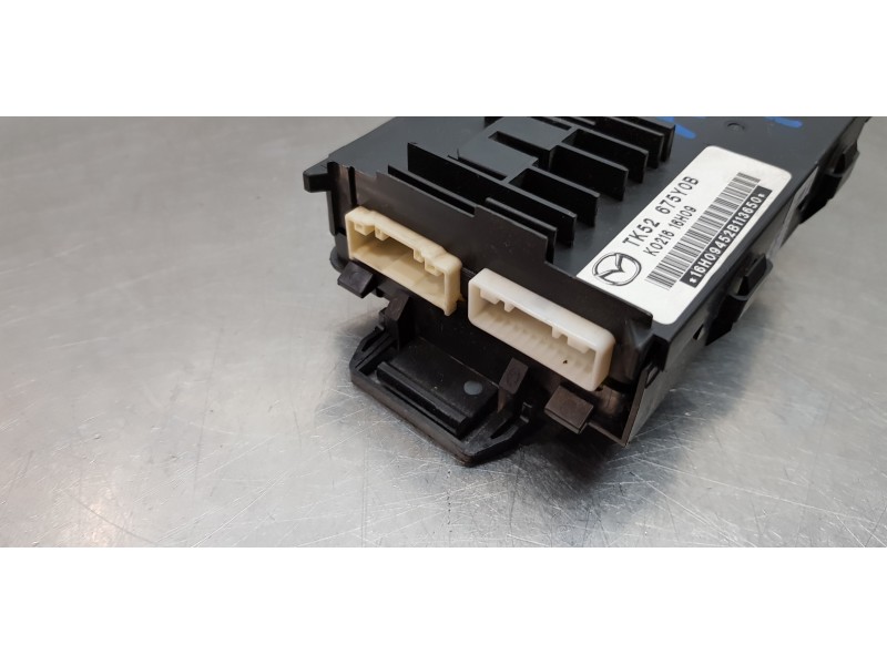 Recambio de modulo electronico para mazda 3 lim. () luxury referencia OEM IAM TK52675Y0B  