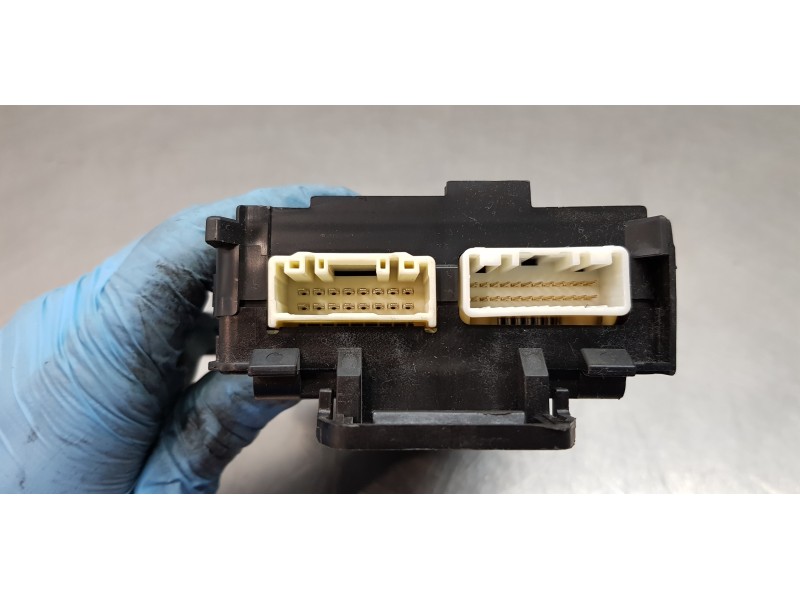 Recambio de modulo electronico para mazda 3 lim. () luxury referencia OEM IAM TK52675Y0B  