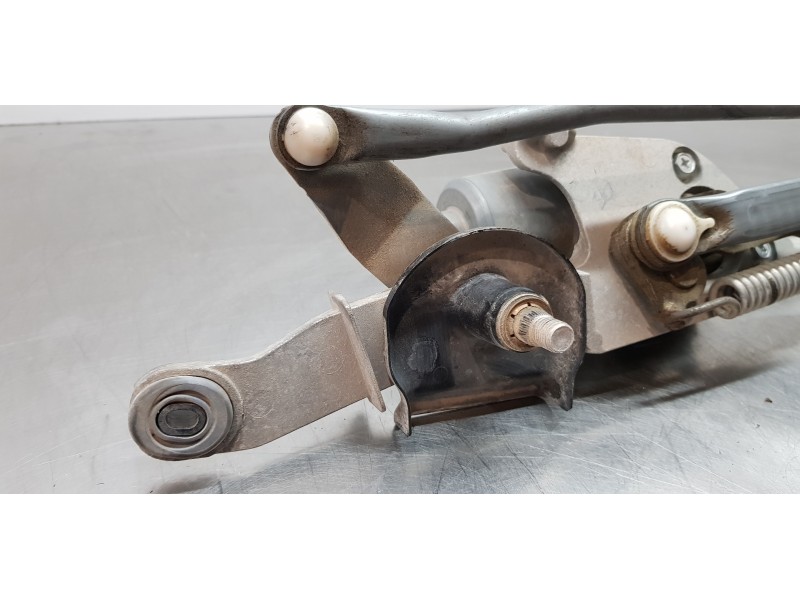 Recambio de motor limpia delantero para toyota corolla (e21) hybrid active referencia OEM IAM 8511012C80  