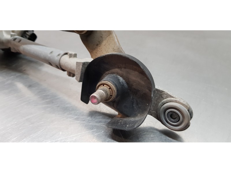 Recambio de motor limpia delantero para toyota corolla (e21) hybrid active referencia OEM IAM 8511012C80  