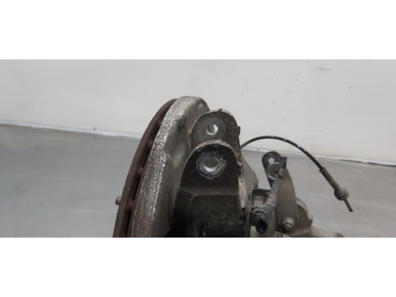 Recambio de mangueta trasera izquierda para jaguar xf r-sport awd referencia OEM IAM T2H24276  