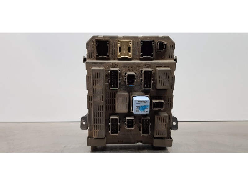 Recambio de caja reles / fusibles para peugeot 607 (s1) pack referencia OEM IAM 9651041480  