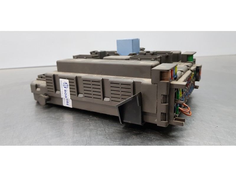 Recambio de caja reles / fusibles para peugeot 607 (s1) pack referencia OEM IAM 9651041480  