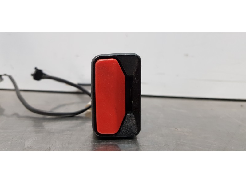 Recambio de cinturon seguridad delantero derecho para dacia logan ii ambiance referencia OEM IAM 8781866634R   Recambio de cinturon seguridad delantero derecho para dacia logan ii ambiance referencia OEM IAM 8781866634R