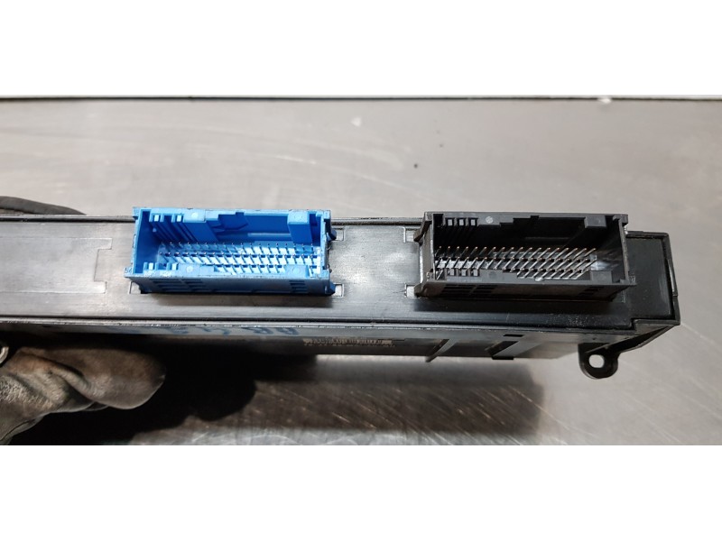 Recambio de modulo electronico para bmw serie 3 berlina (e90) 320d referencia OEM IAM 61359176884  
