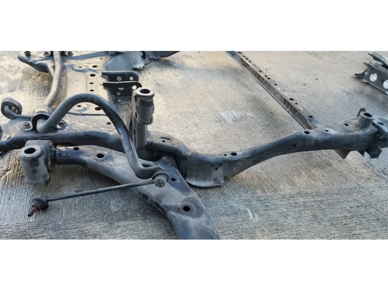 Recambio de puente delantero para mazda 3 lim. () luxury referencia OEM IAM GHP93480XC  