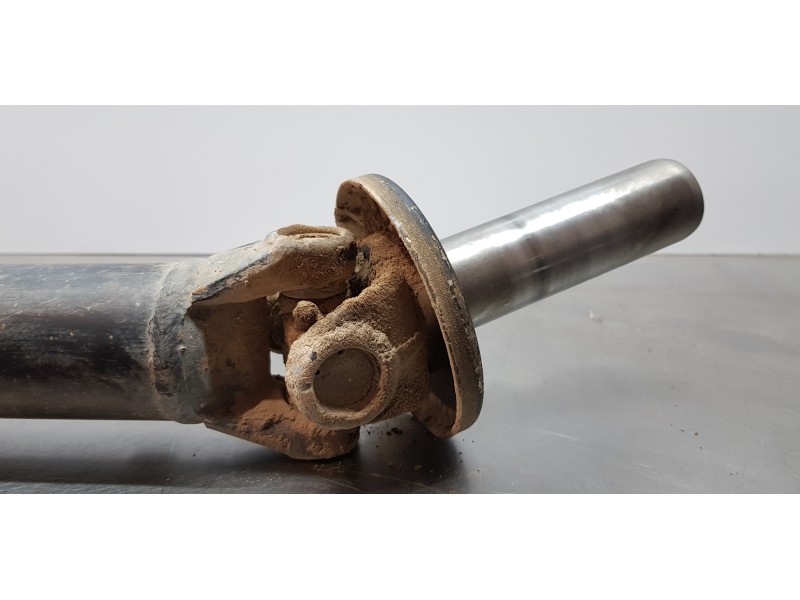 Recambio de transmision central para nissan terrano (wd21) 2.7 td referencia OEM IAM 373000F000   Recambio de transmision central para nissan terrano (wd21) 2.7 td referencia OEM IAM 373000F000