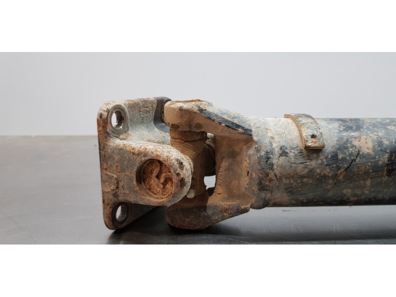Recambio de transmision central para nissan terrano (wd21) 2.7 td referencia OEM IAM 373000F000   Recambio de transmision central para nissan terrano (wd21) 2.7 td referencia OEM IAM 373000F000