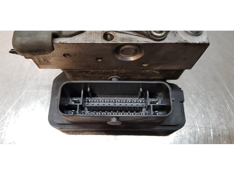 Recambio de abs para toyota verso advance referencia OEM IAM 445400F100  