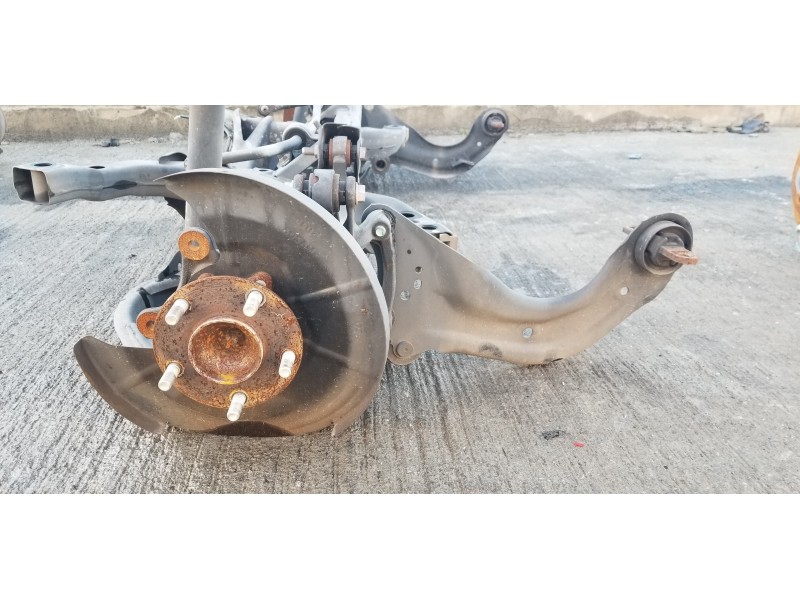 Recambio de puente trasero para mazda 3 lim. () luxury referencia OEM IAM B63B2880X  