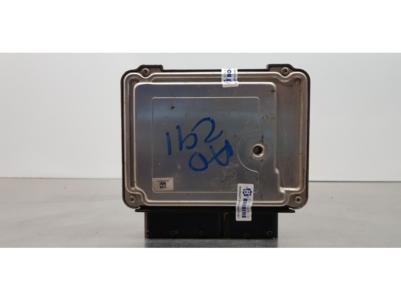 Recambio de centralita motor uce para audi a1 (8x) attraction referencia OEM IAM 03C906016BG 0261S06190 