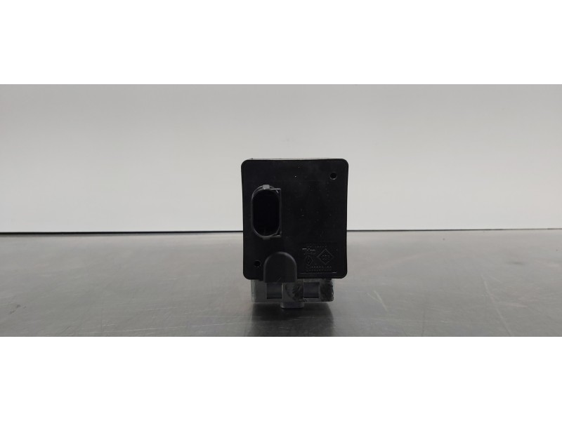 Recambio de antirrobo para renault scenic ii authentique referencia OEM IAM 8200033233   Recambio de antirrobo para renault scenic ii authentique referencia OEM IAM 8200033233