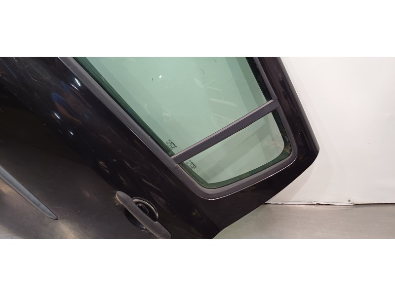 Recambio de puerta trasera izquierda para renault clio iii authentique referencia OEM IAM 7751476191  