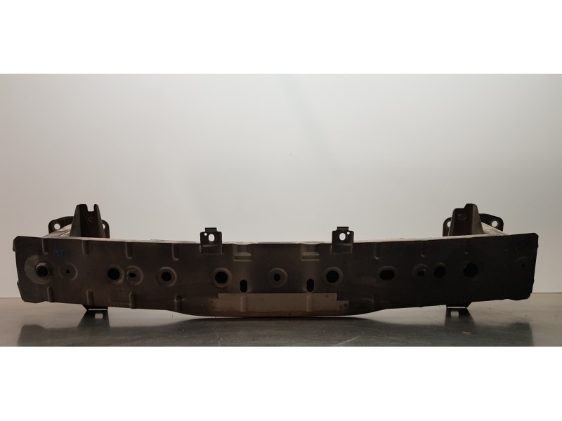 Recambio de refuerzo paragolpes delantero para mazda 3 lim. () luxury referencia OEM IAM B61K50070A  