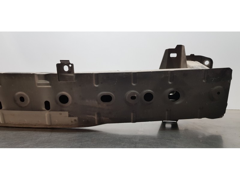 Recambio de refuerzo paragolpes delantero para mazda 3 lim. () luxury referencia OEM IAM B61K50070A  