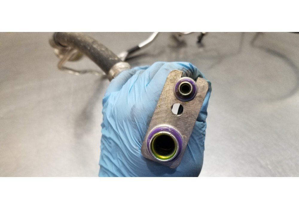 Recambio de tubos aire acondicionado para opel corsa e selection ecoflex referencia OEM IAM 39025931 13427500 