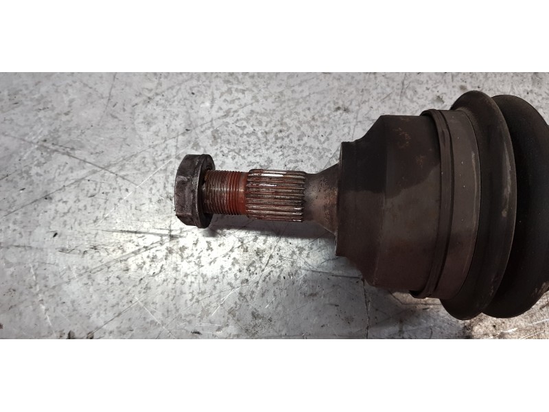 Recambio de transmision delantera derecha para peugeot 3008 sport pack referencia OEM IAM 9684135480   Recambio de transmision delantera derecha para peugeot 3008 sport pack referencia OEM IAM 9684135480