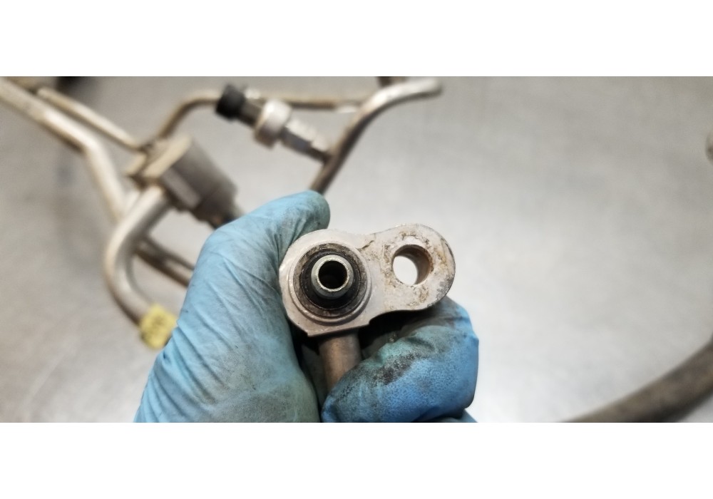 Recambio de tubos aire acondicionado para opel corsa e selection ecoflex referencia OEM IAM 39025931 13427500  Recambio de tubos aire acondicionado para opel corsa e selection ecoflex referencia OEM IAM 39025931 13427500