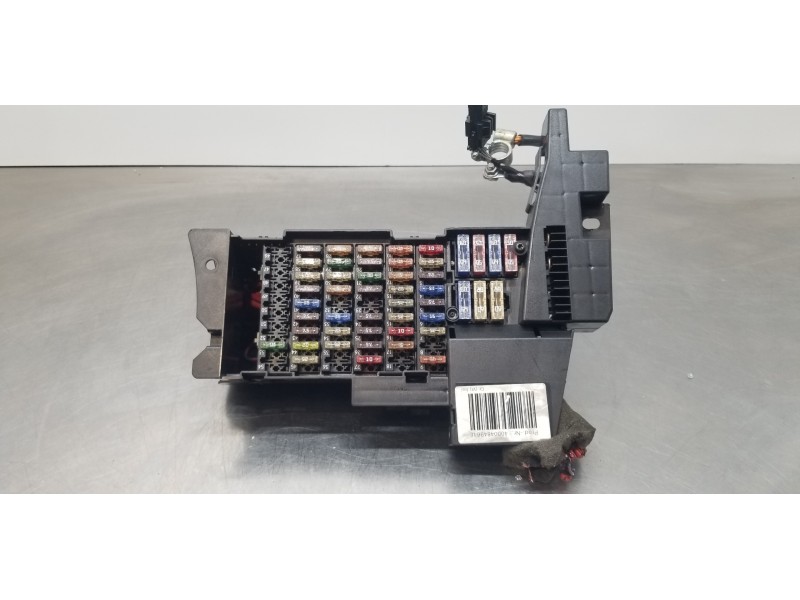 Recambio de caja reles / fusibles para mercedes clase a (w169) a 180 cdi (169.007) referencia OEM IAM 1695451740  