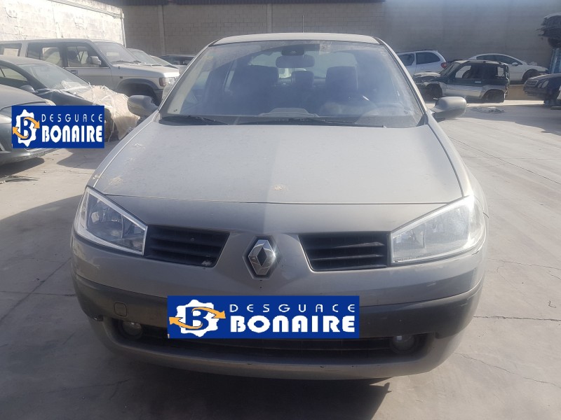 renault megane ii classic berlina del año 2004