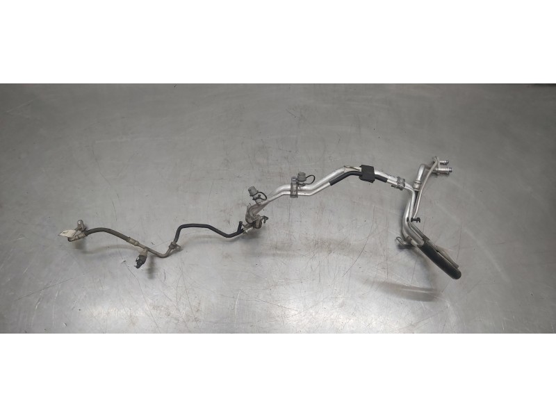 Recambio de tubos aire acondicionado para jaguar xf r-sport awd referencia OEM IAM T4A11663  