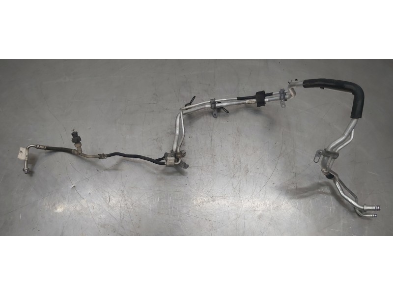 Recambio de tubos aire acondicionado para jaguar xf r-sport awd referencia OEM IAM T4A11663  