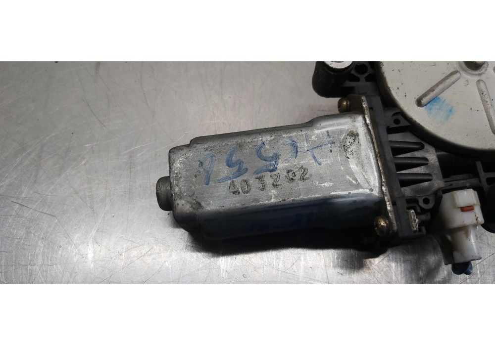 Recambio de elevalunas delantero derecho para honda civic berlina 3 (ep1/2) 1.6i es referencia OEM IAM 72210S6DG11   Recambio de elevalunas delantero derecho para honda civic berlina 3 (ep1/2) 1.6i es referencia OEM IAM 72210S6DG11