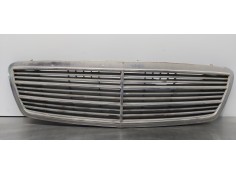 Recambio de rejilla delantera para mercedes clase c (w203) familiar c 200 t cdi (203.204) referencia OEM IAM A2038800123